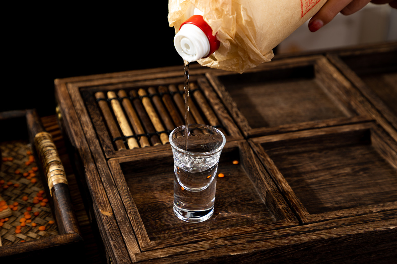 白酒股，集體渡劫